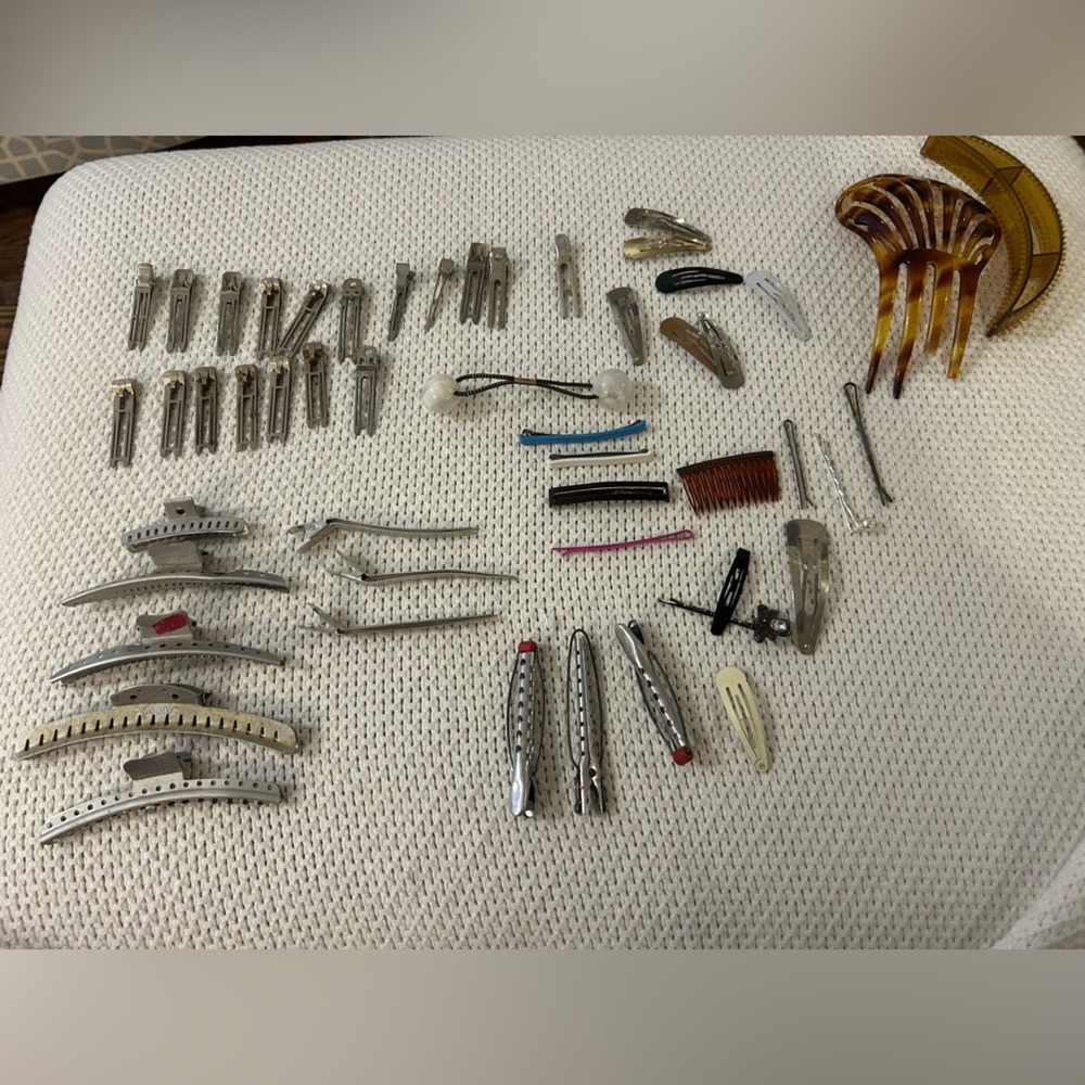 Lot of 51 Vintage Hair Barrett’s & Clip Goody’s  Solo Mervin Tip Top Stainless